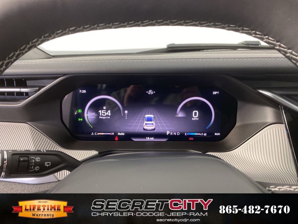 New 2026 Jeep Cherokee Laredo image 18