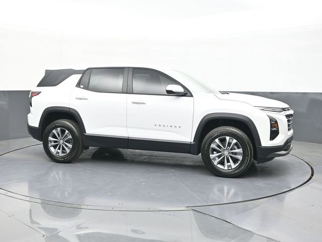 New 2026 Chevrolet Equinox LT FWD image 17