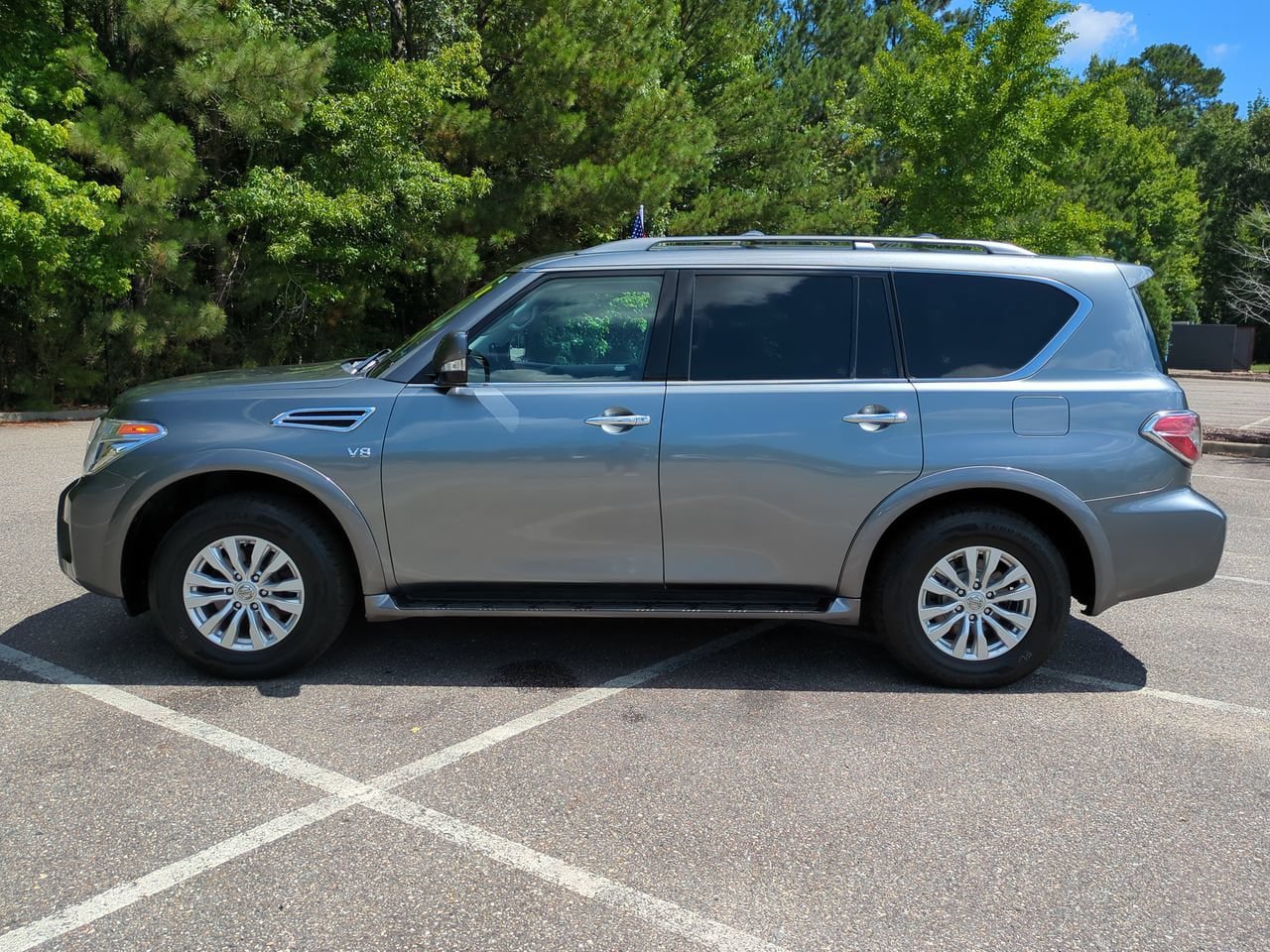 Used 2018 Nissan Armada SV w/ Driver Package RWD image 7