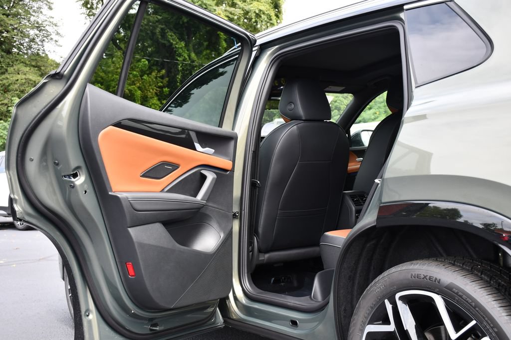 New 2026 Volkswagen Tiguan SEL R-Line AWD/4WD image 19