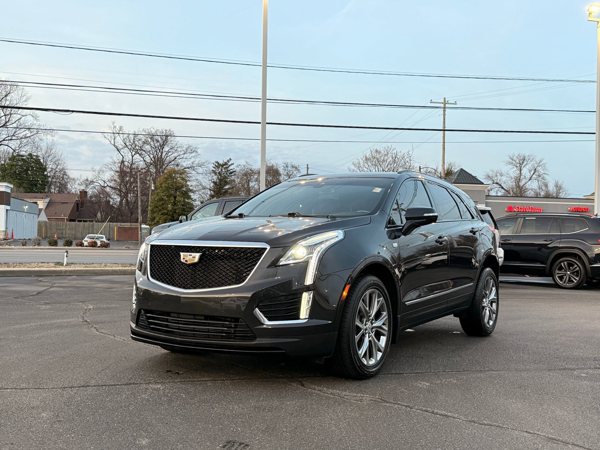 Used 2020 Cadillac XT5 Sportv image 2