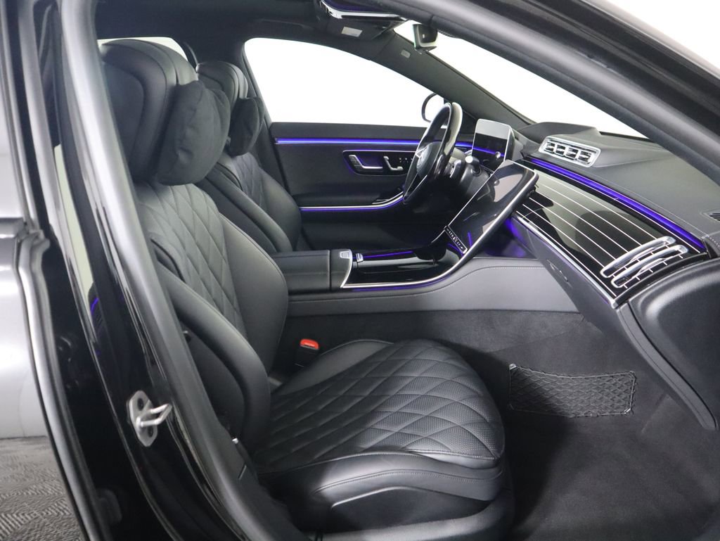 Used 2023 Mercedes-Benz S 580e 4MATIC Sedan image 21