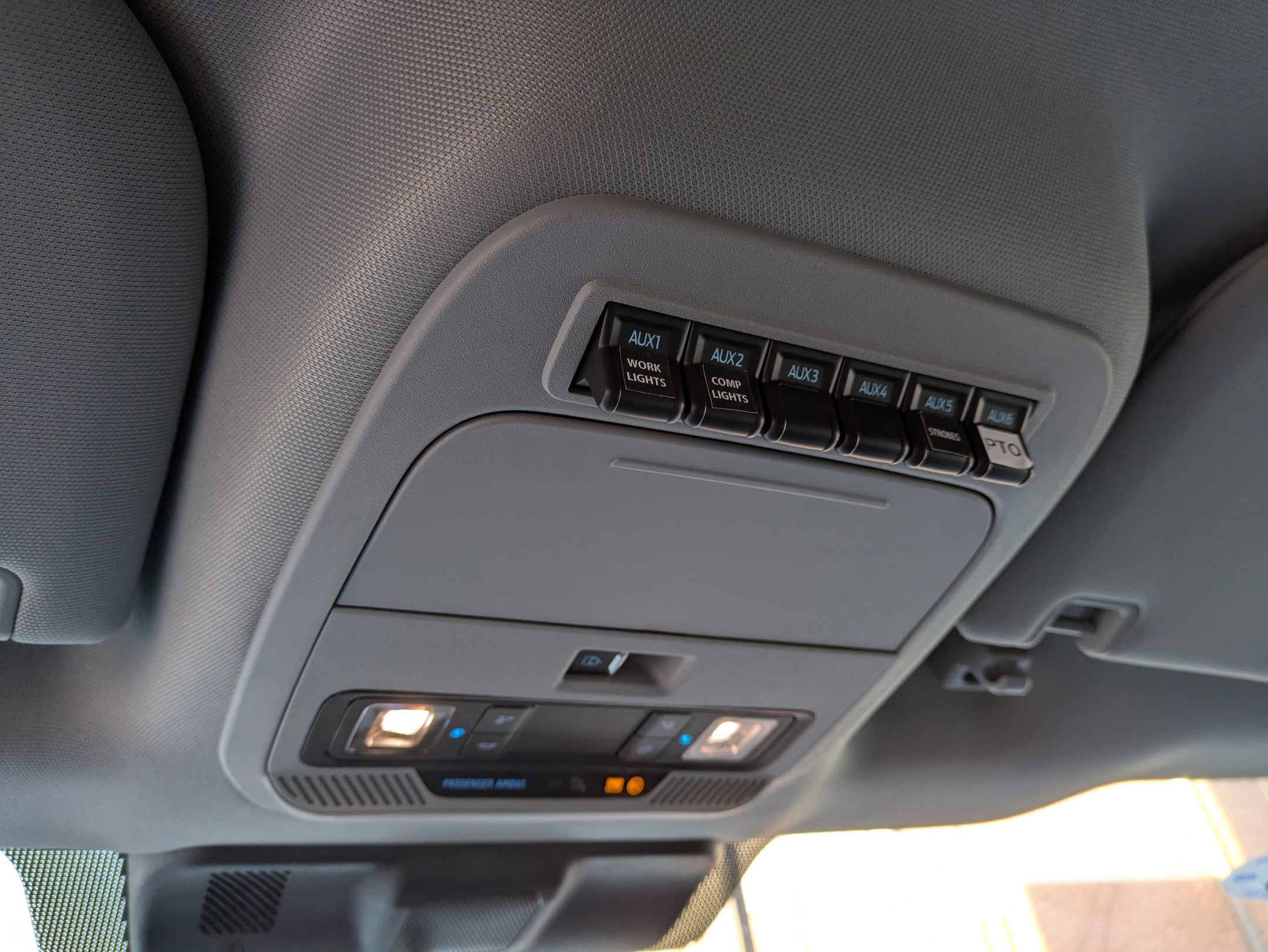 New 2026 Ford F550 4x4 Supercab Super Duty image 23