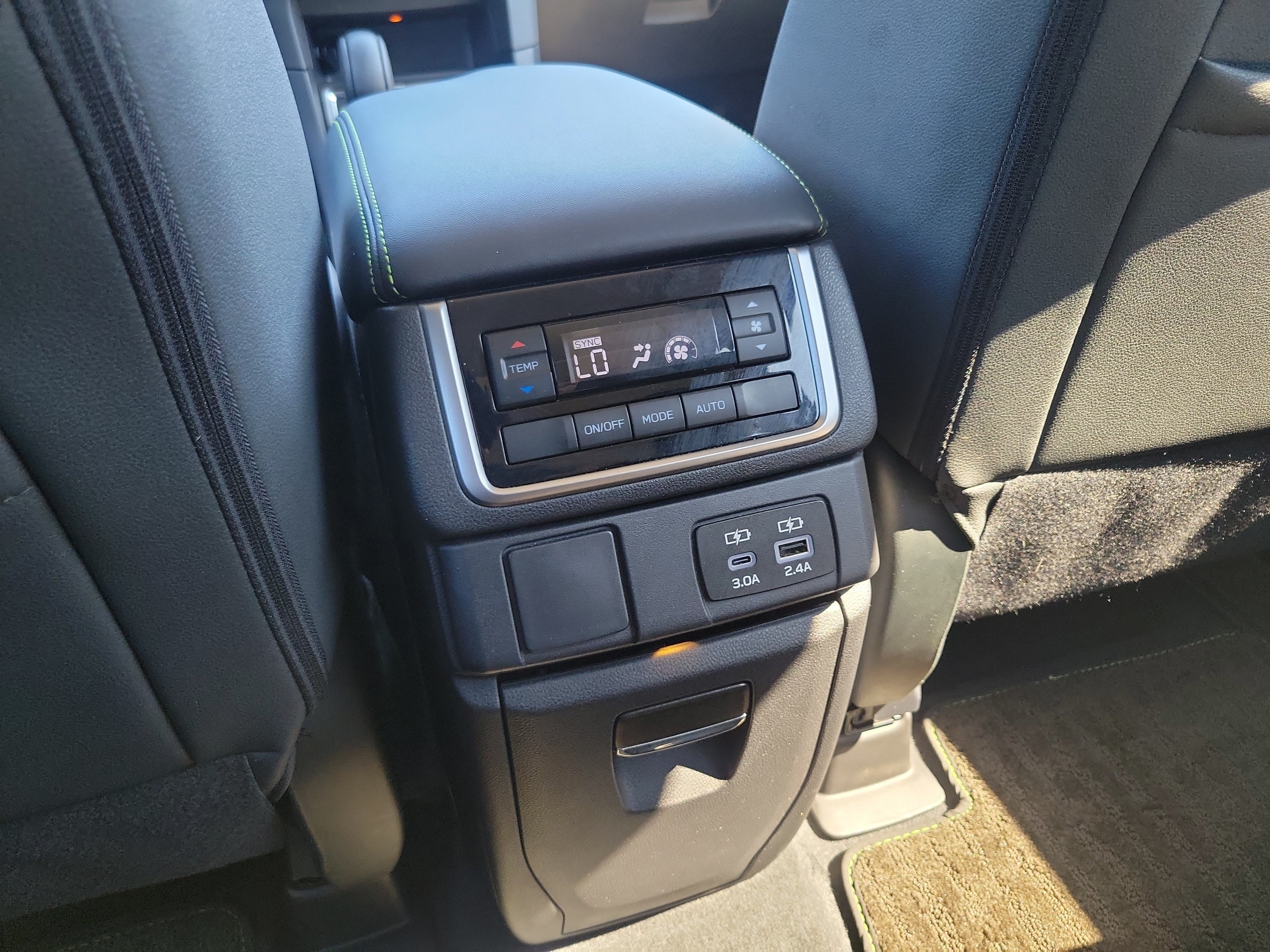 Used 2024 Subaru Ascent Onyx Edition AWD/4WD image 14