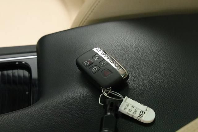 Used 2020 Jaguar F-PACE Premium AWD/4WD image 42
