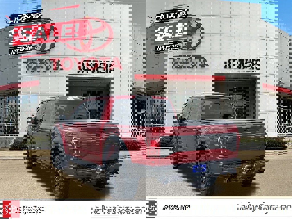 Used 2018 Ford F150 Raptor w/ Equipment Group 802A Luxury image 9