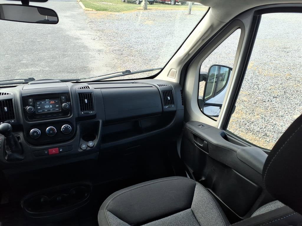 Used 2018 RAM ProMaster 2500 FWD image 13