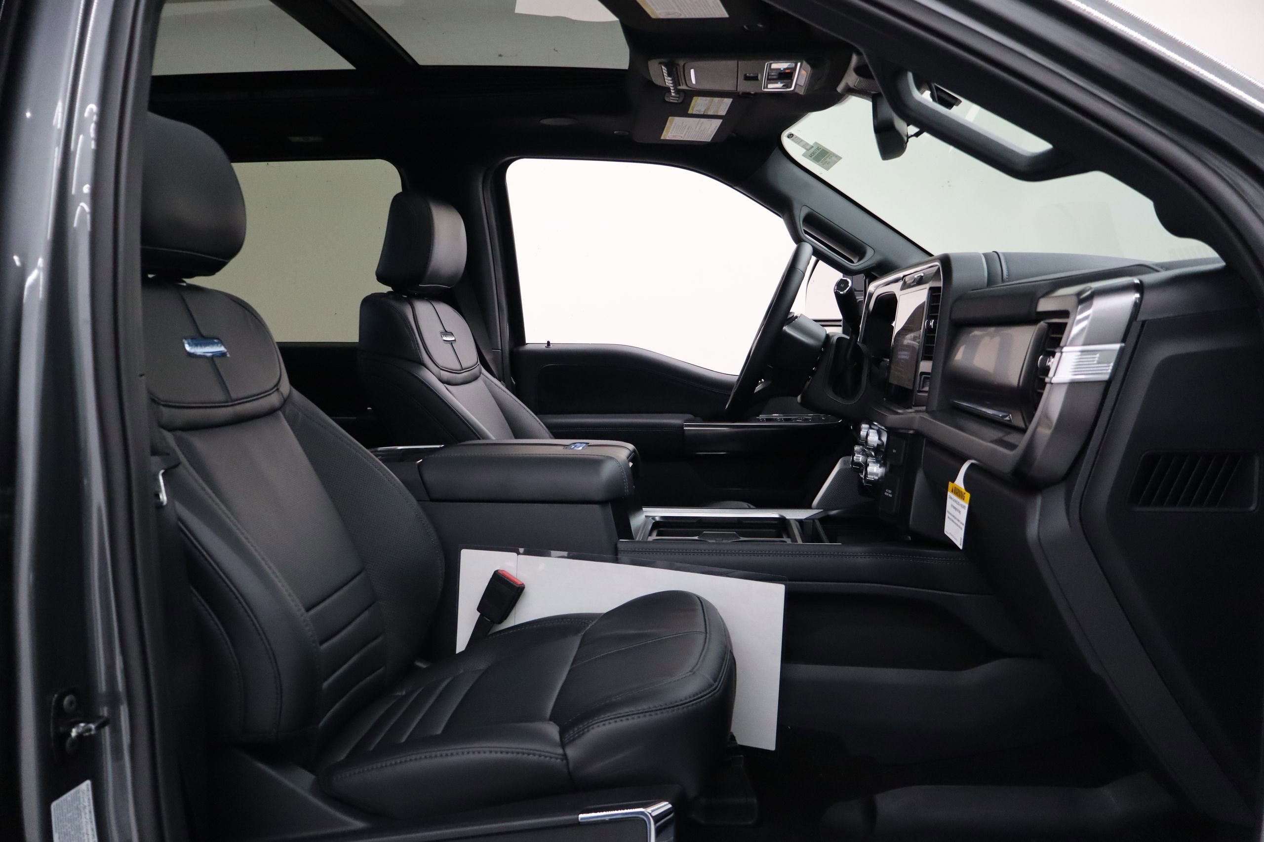 New 2026 Ford F250 Platinum image 36