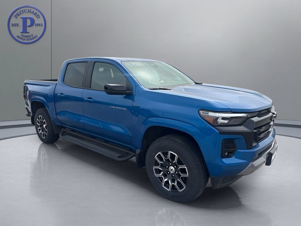 Used 2023 Chevrolet Colorado Z71 w/ Z71 Convenience Package 2