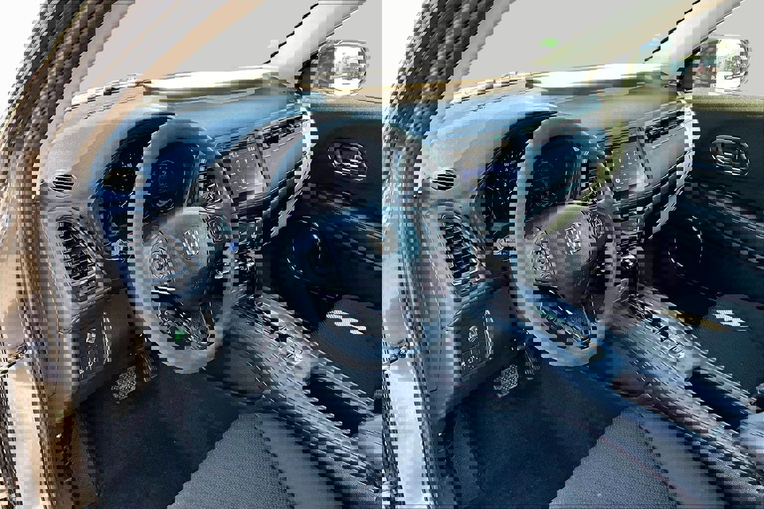 Used 2016 Honda HR-V EX image 9