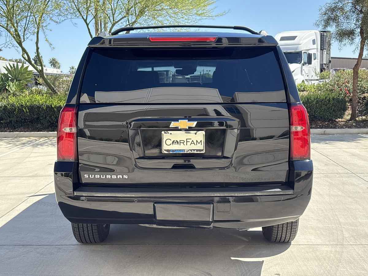 Used 2017 Chevrolet Suburban LT AWD/4WD image 4