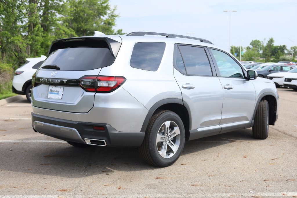 New 2026 Honda Pilot EX-L image 6