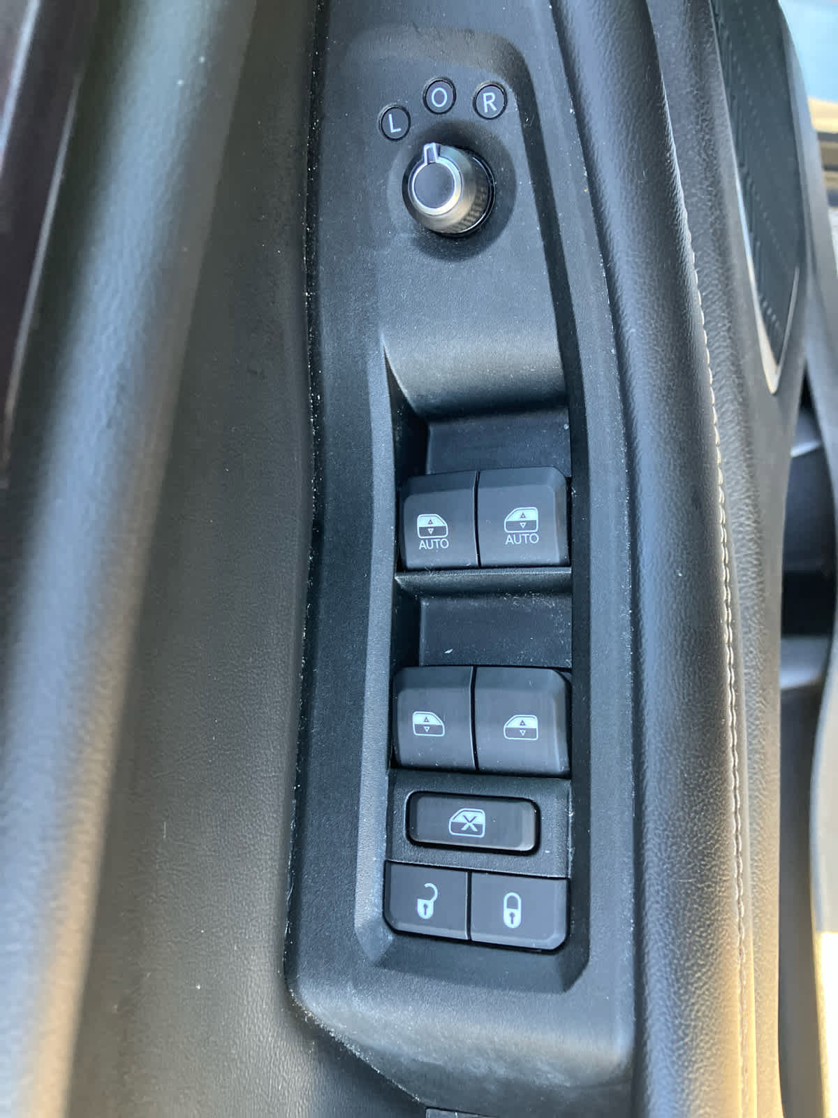 Used 2021 Jeep Grand Cherokee L Laredo w/ Luxury Tech Group I image 12