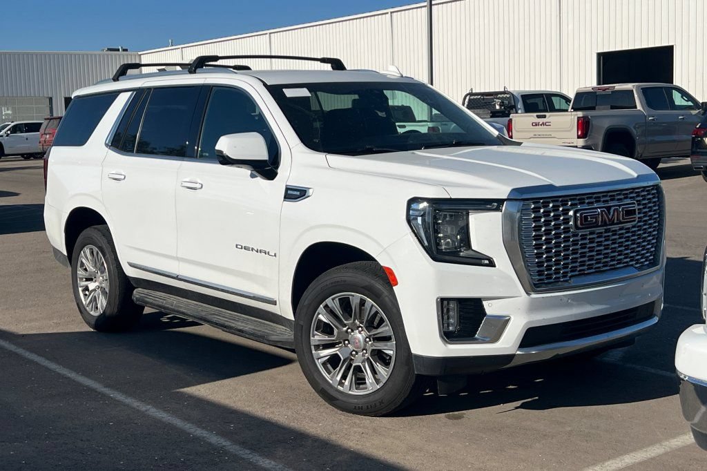 Used 2021 GMC Yukon Denali AWD/4WD image 2