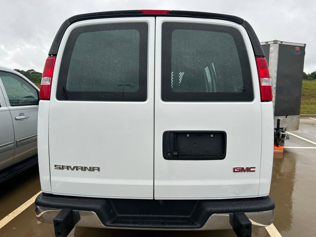 Used 2024 GMC Savana 2500 w/ Driver Convenience Package RWD image 7