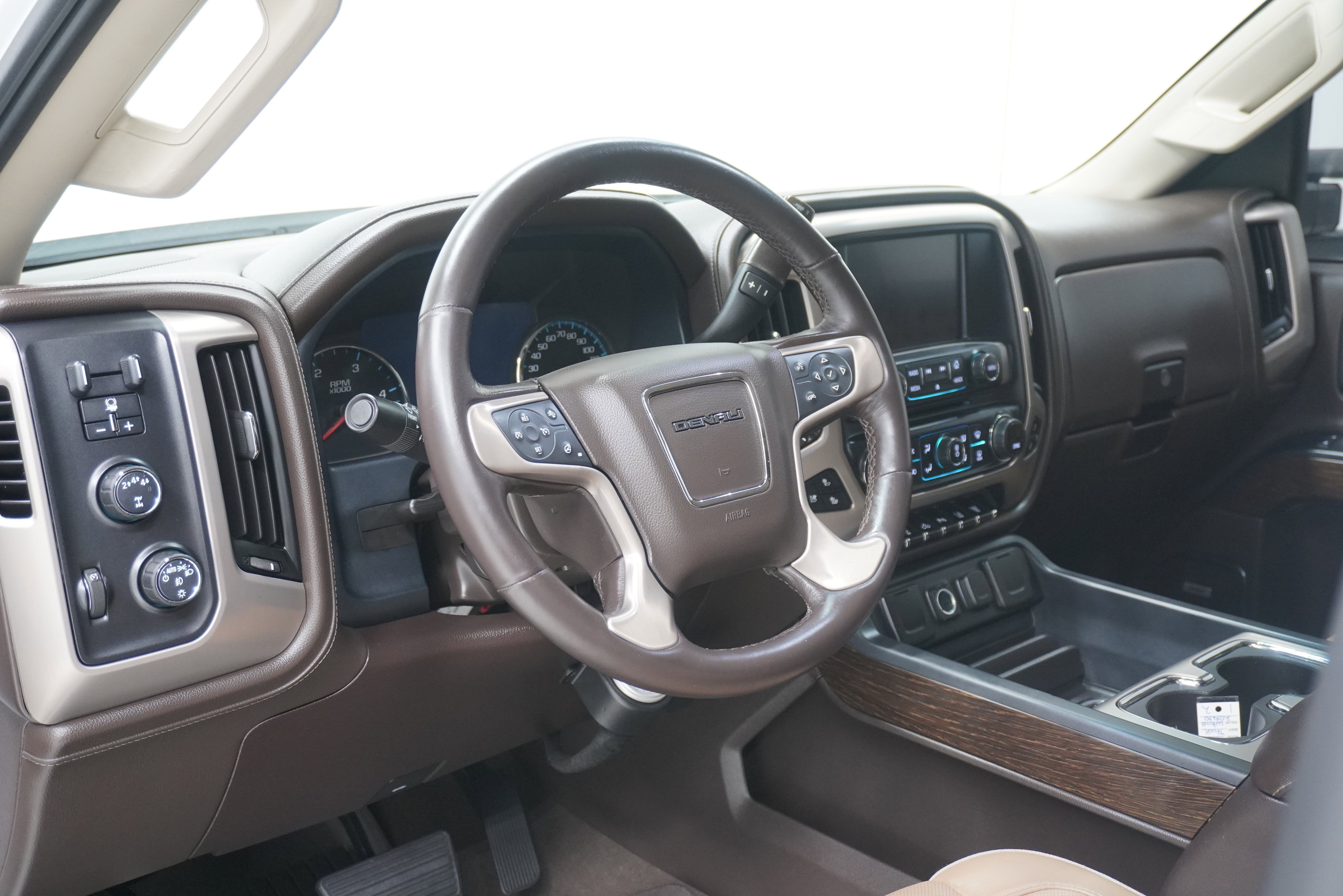 Used 2019 GMC Sierra 3500 Denali w/ Duramax Plus Package image 10