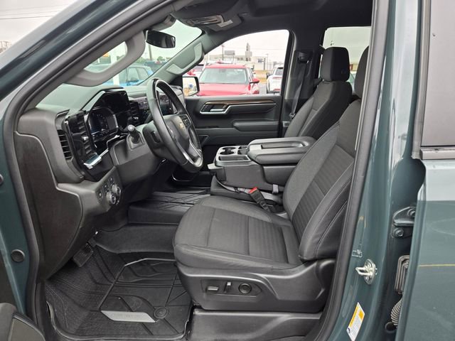 Used 2025 Chevrolet Silverado 1500 LT image 10