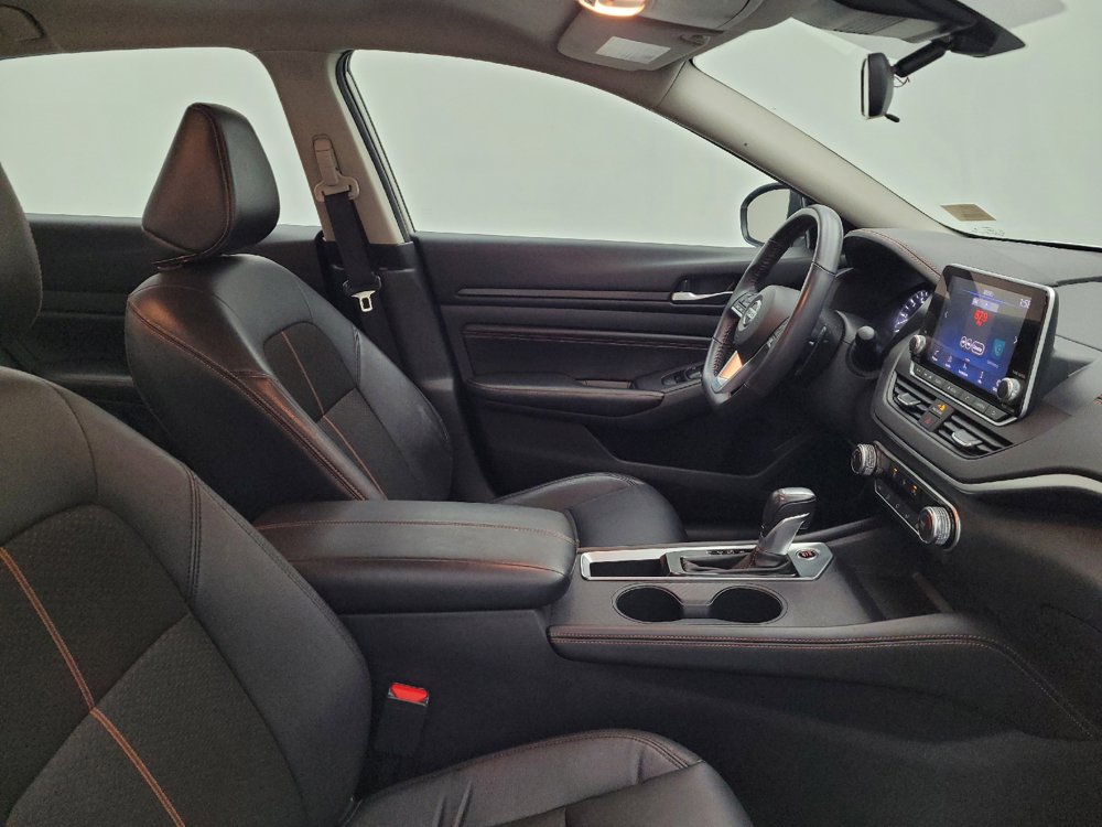 Used 2022 Nissan Altima 2.5 SR FWD image 21