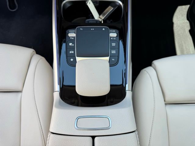 Certified 2023 Mercedes-Benz GLB 250 4MATIC image 16