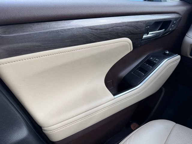 Certified 2022 Toyota Highlander Limited image 31