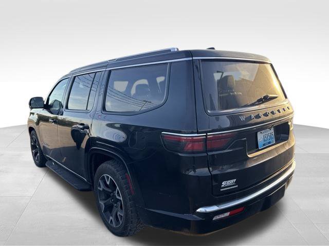 Used 2023 Jeep Wagoneer Series III w/ Preferred Equipment Group AWD/4WD image 6