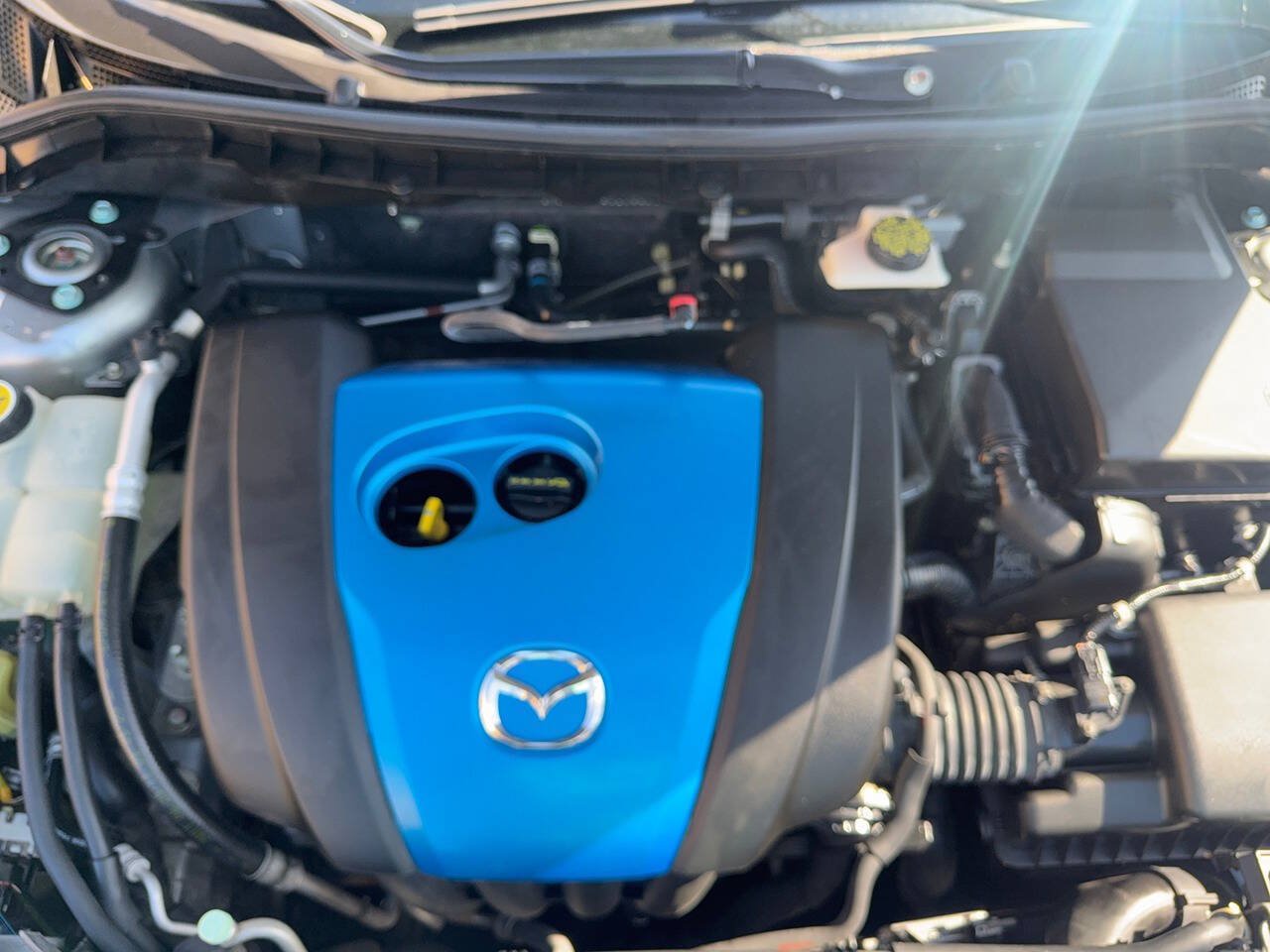 Used 2012 MAZDA MAZDA3 i Grand Touring w/ Tech Pkg FWD image 30