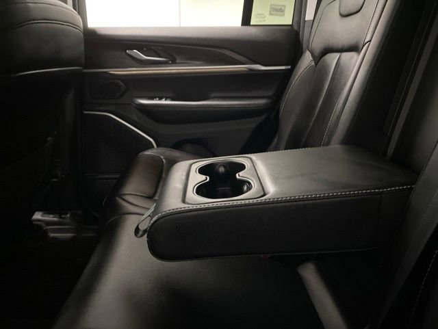 Used 2022 Jeep Grand Cherokee Limited 4xe AWD/4WD image 35