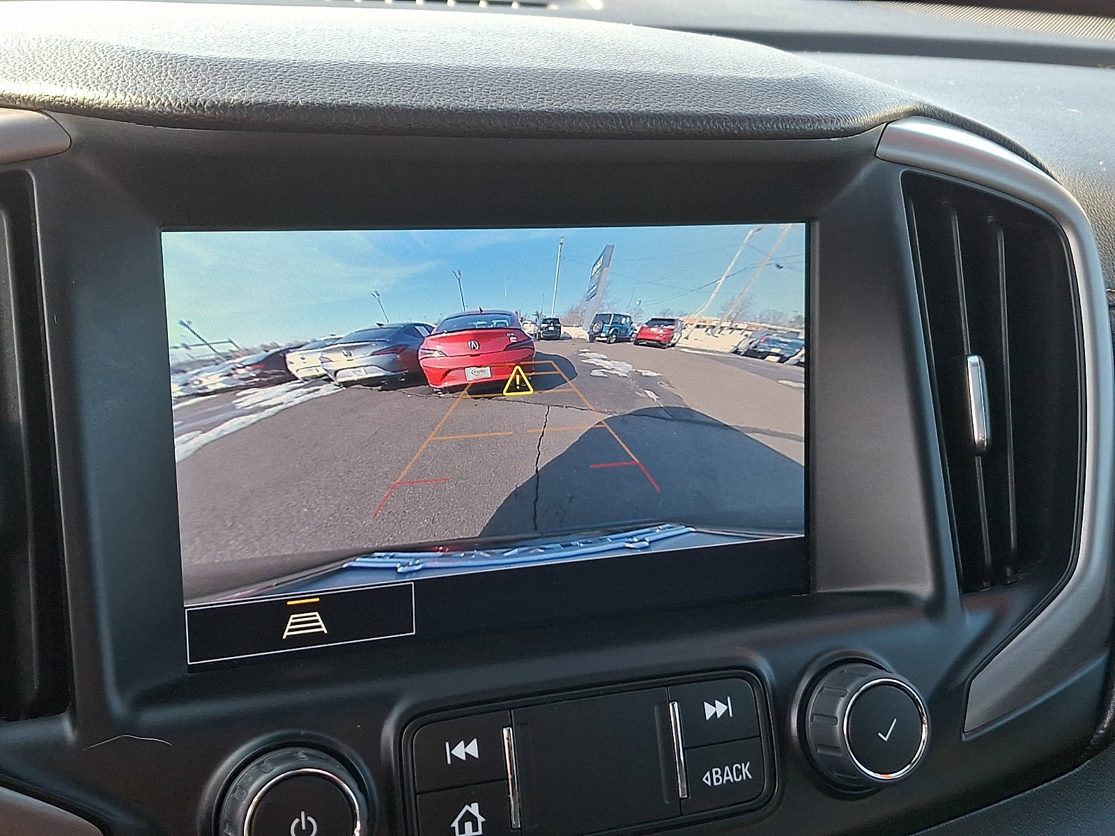 Used 2024 GMC Terrain AT4 image 18