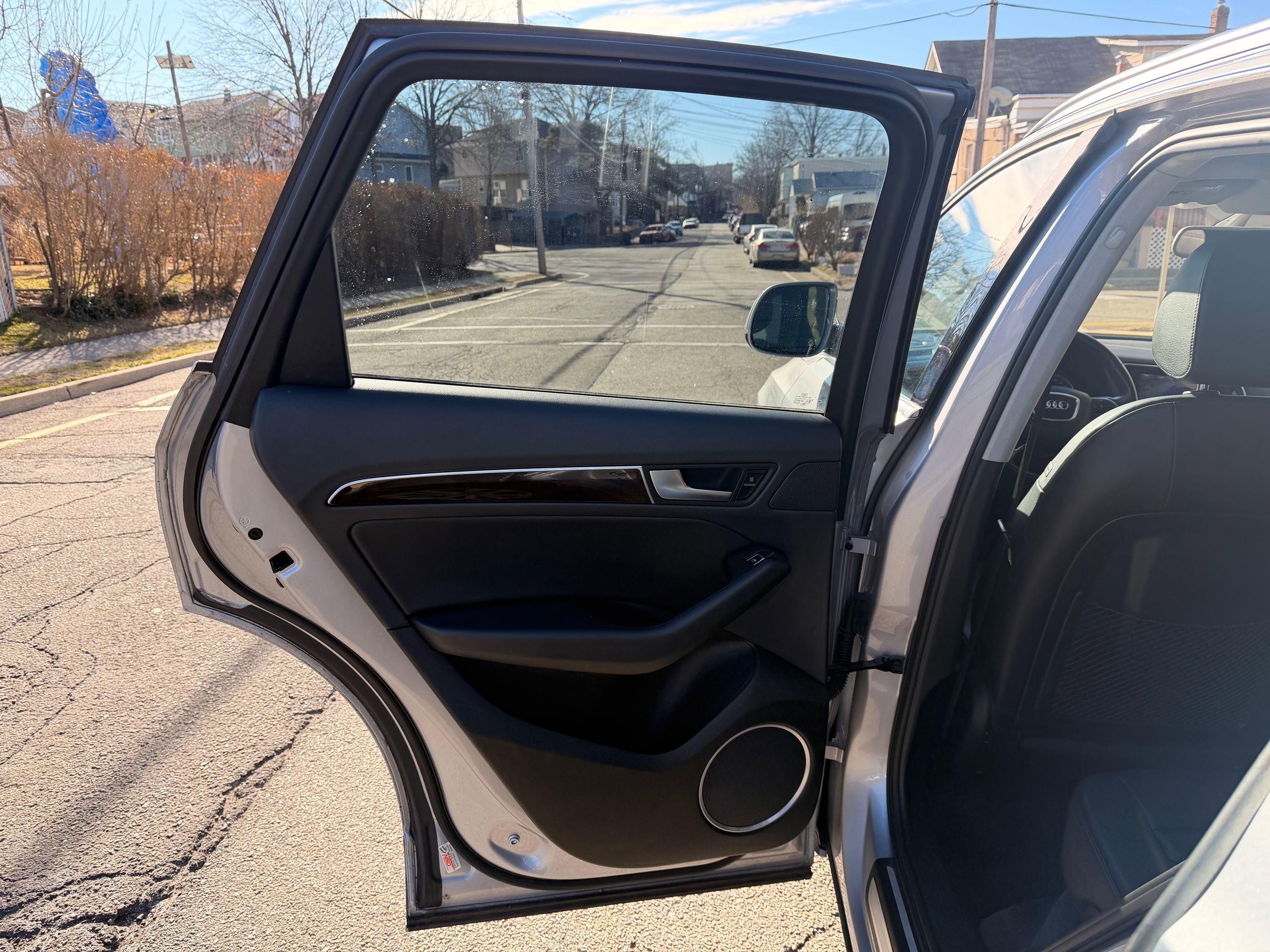 Used 2016 Audi Q5 2.0T Premium Plus w/ Technology Package image 24