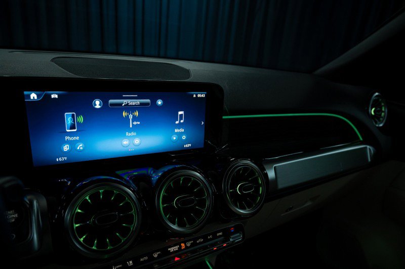 Certified 2026 Mercedes-Benz GLB 250 250 SUV image 27