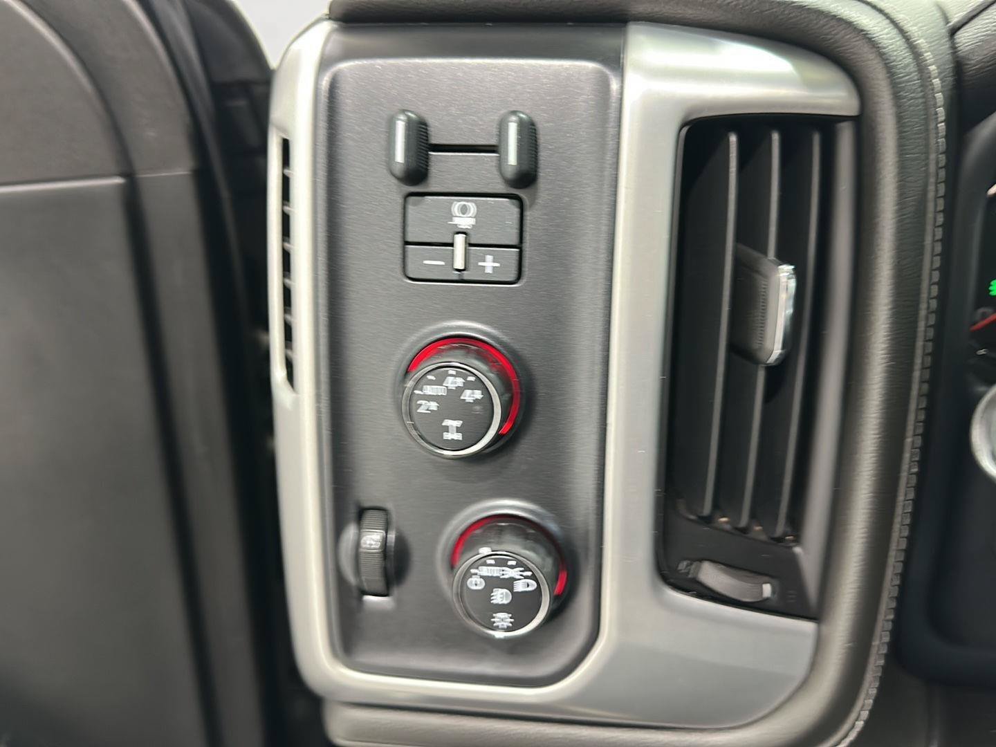Used 2016 GMC Sierra 1500 SLT w/ Enhanced Driver Alert Package AWD/4WD image 16