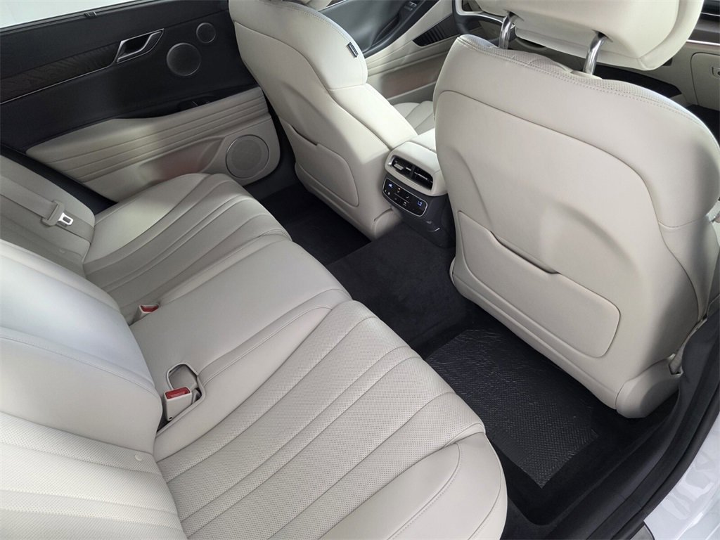 Used 2021 Genesis G80 2.5T w/ Advanced Package image 29