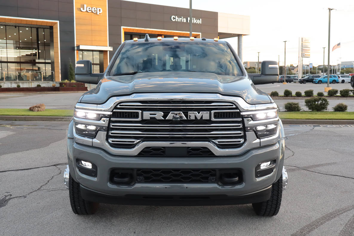 New 2027 RAM 5500 4x4 Crew Cab w/ Laramie Trim Package image 2