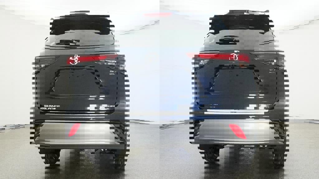 New 2026 Toyota Highlander Platinum image 23