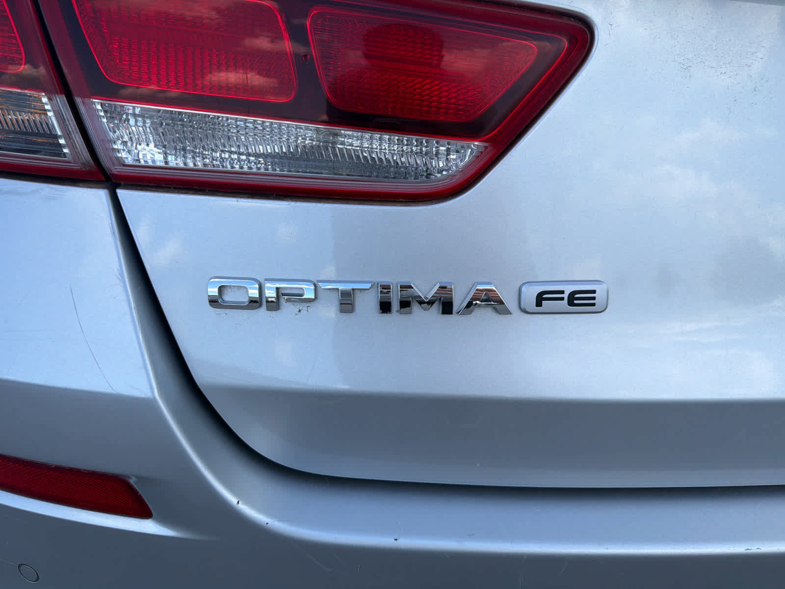 Used 2020 Kia Optima LX image 9