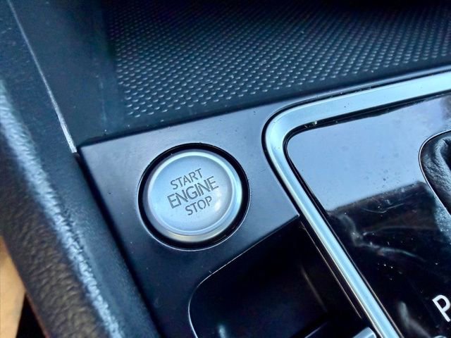 Used 2020 Volkswagen Jetta GLI FWD image 35