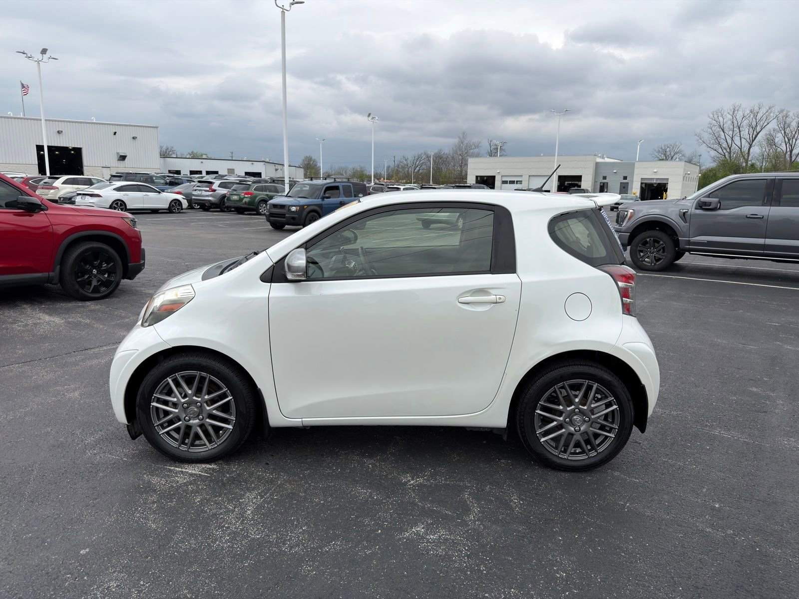 Used 2014 Scion iQ image 3