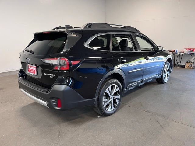 Used 2022 Subaru Outback Limited XT w/ Popular Package #2 image 3