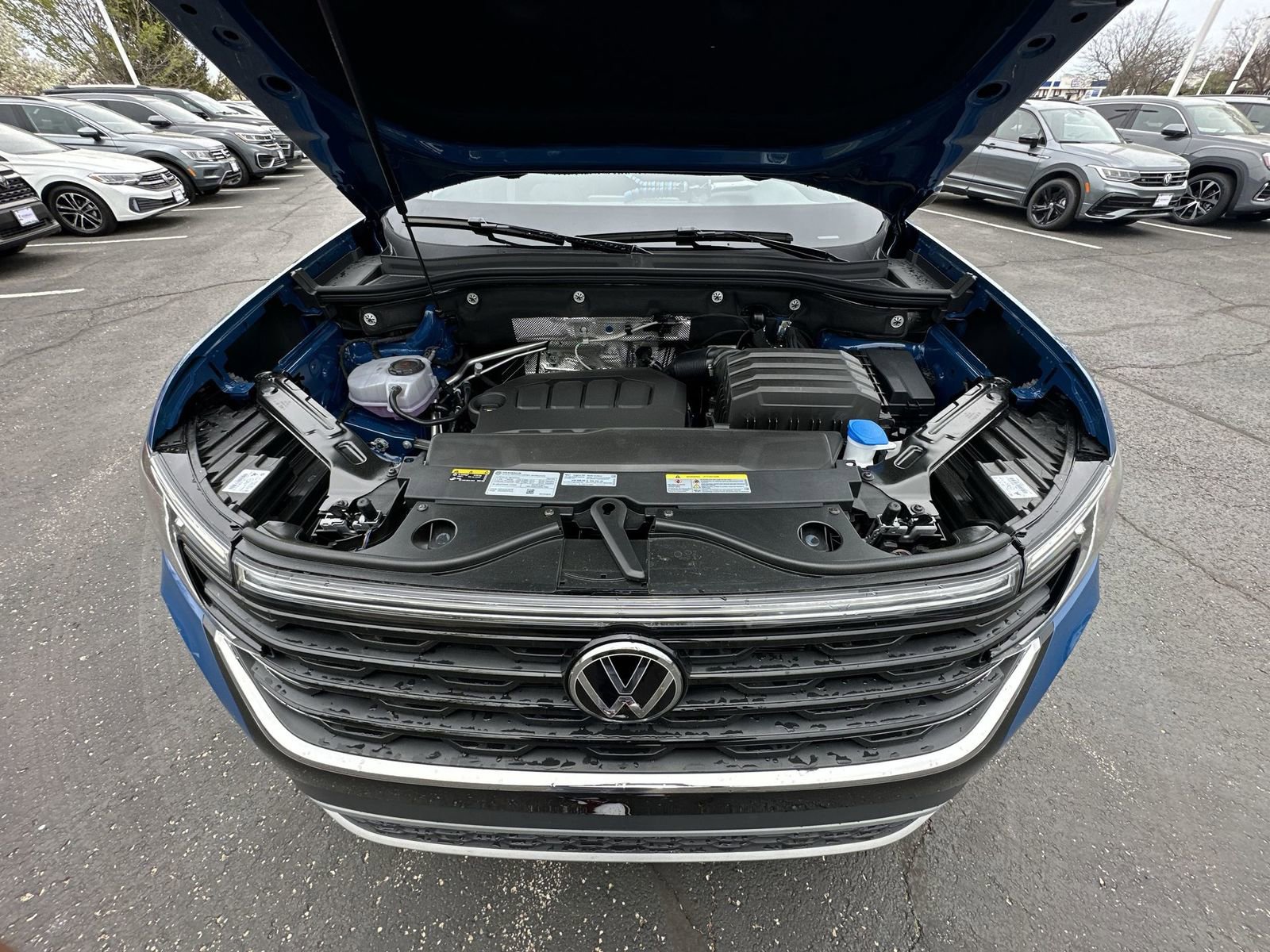 New 2025 Volkswagen Atlas Cross Sport SE image 26