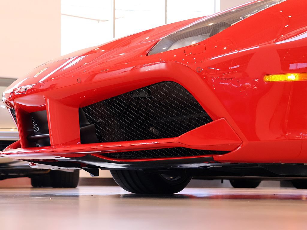Certified 2019 Ferrari 488 Spider RWD image 23