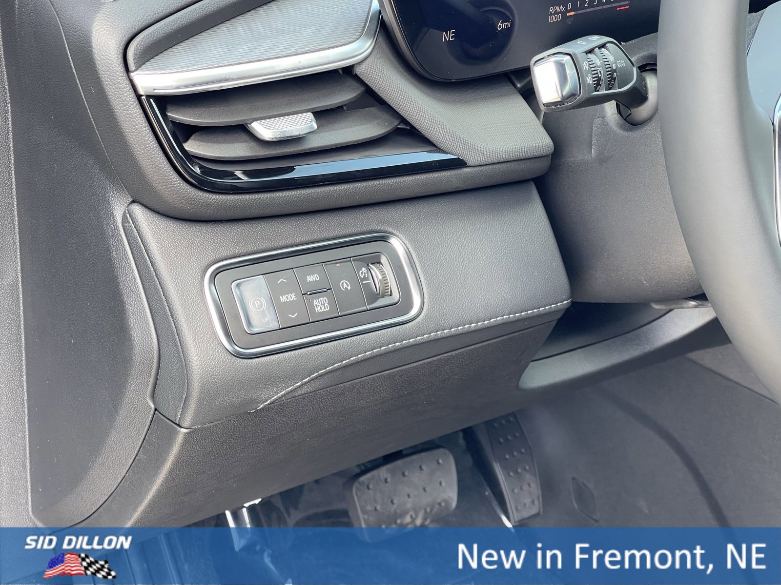 New 2026 Buick Enclave Sport Touring w/ Power Package image 6