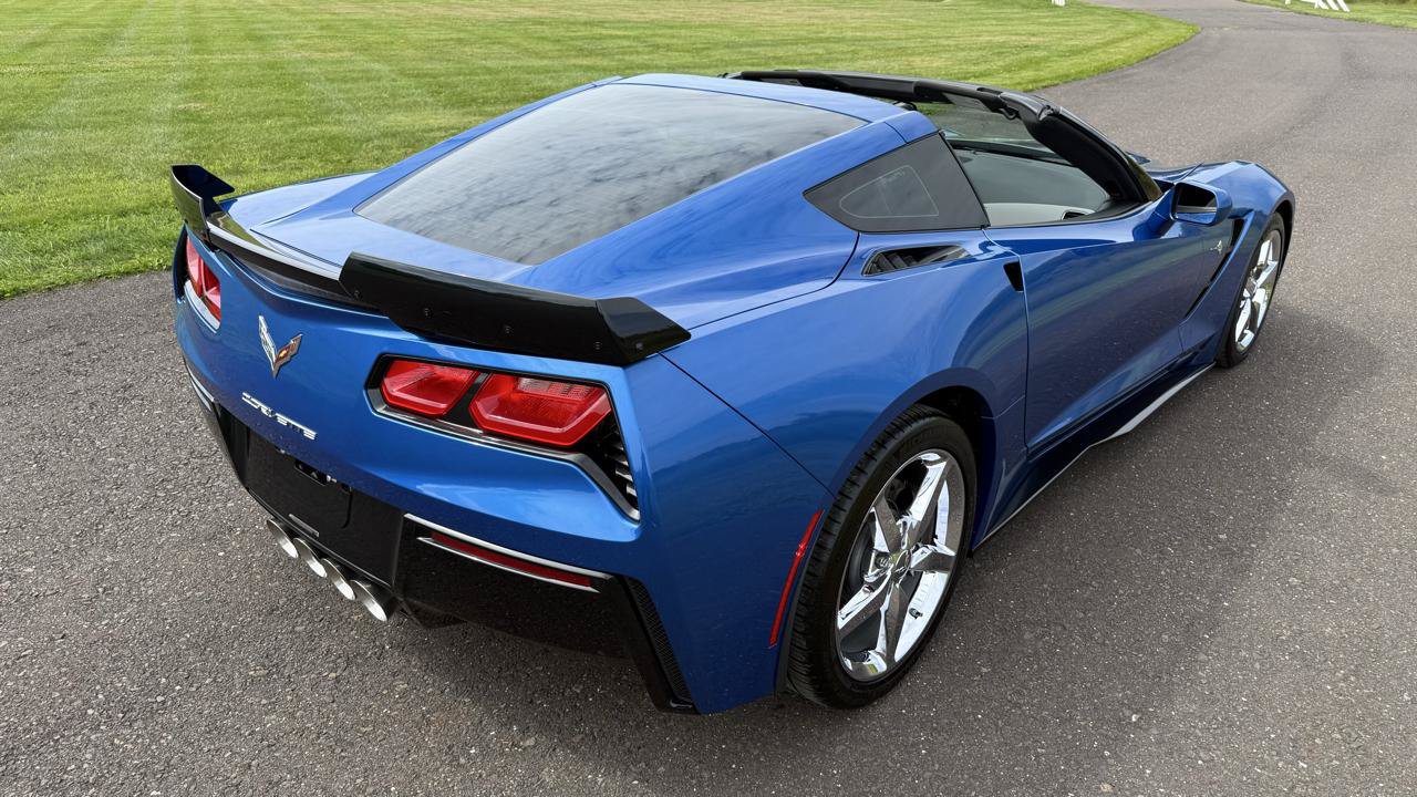 Used 2014 Chevrolet Corvette Stingray Coupe w/ 3LT Preferred Equipment Group RWD image 12