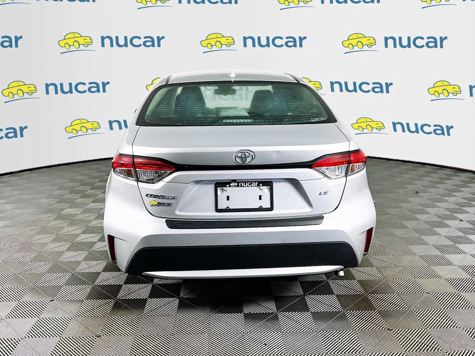 Used 2020 Toyota Corolla LE image 6