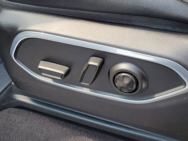 Used 2024 Jeep Wagoneer Series II AWD/4WD image 12