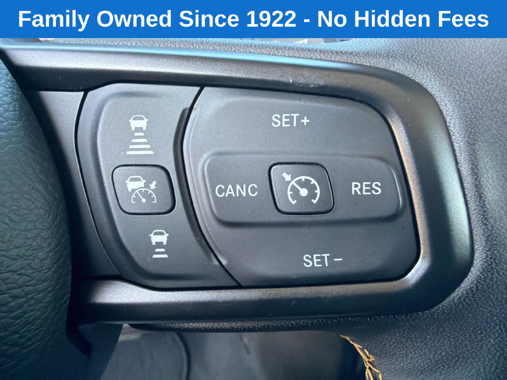 Used 2025 Jeep Gladiator Sport AWD/4WD image 25