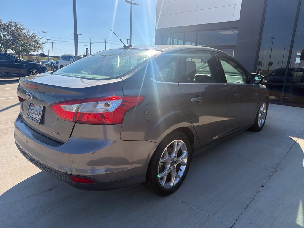 Used 2012 Ford Focus SEL FWD image 12