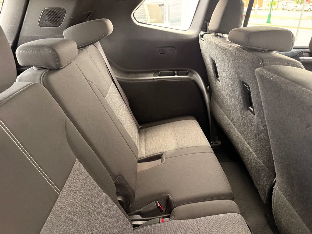 Used 2025 GMC Acadia Elevation FWD image 10