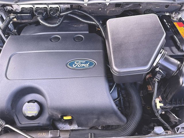 Used 2013 Ford Edge Limited image 29