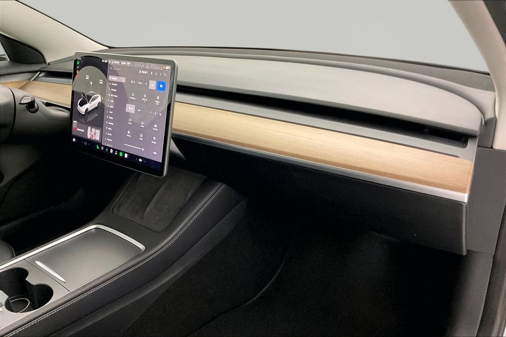 Used 2022 Tesla Model 3 Long Range AWD/4WD image 22