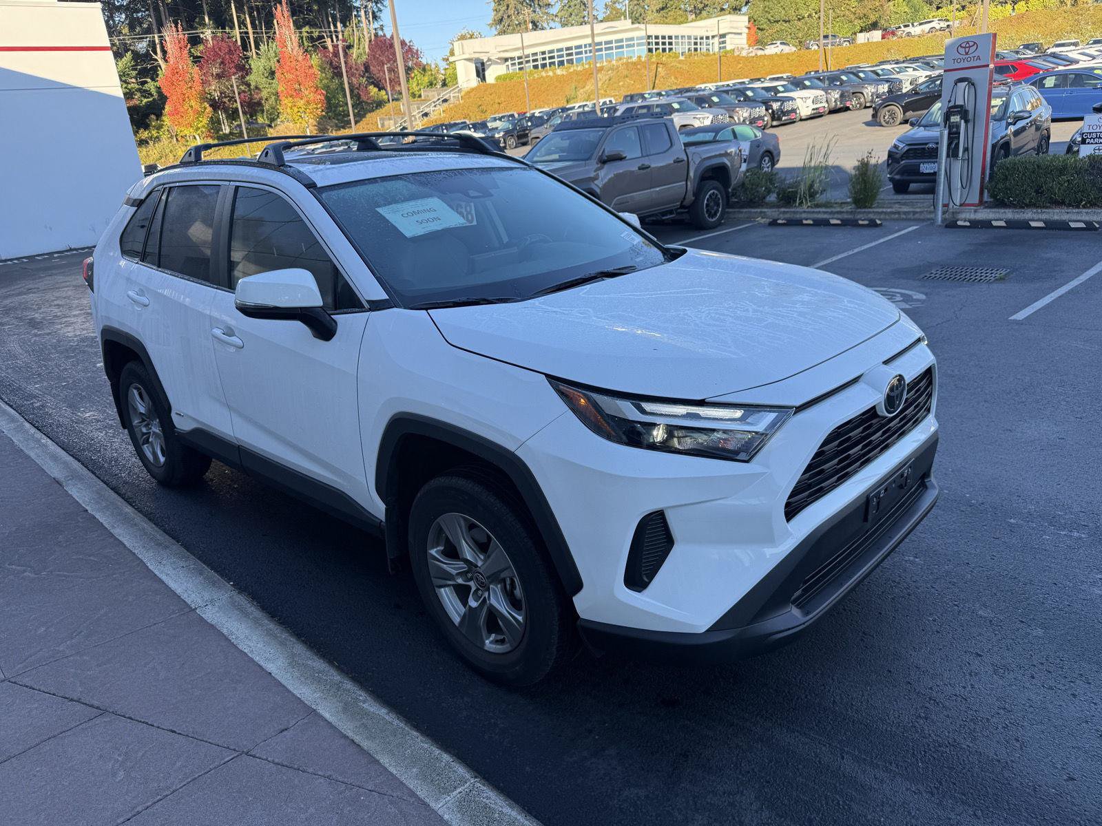 Used 2025 Toyota RAV4 XLE w/ Convenience Package AWD/4WD image 6